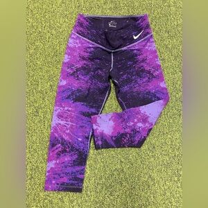 Nike purple/black leggings